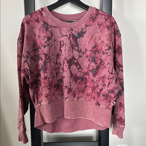JoyLab Tops - JoyLab Pink Marble Sweatshirt
